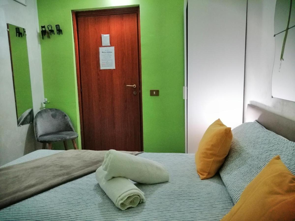Holidays Hostal *