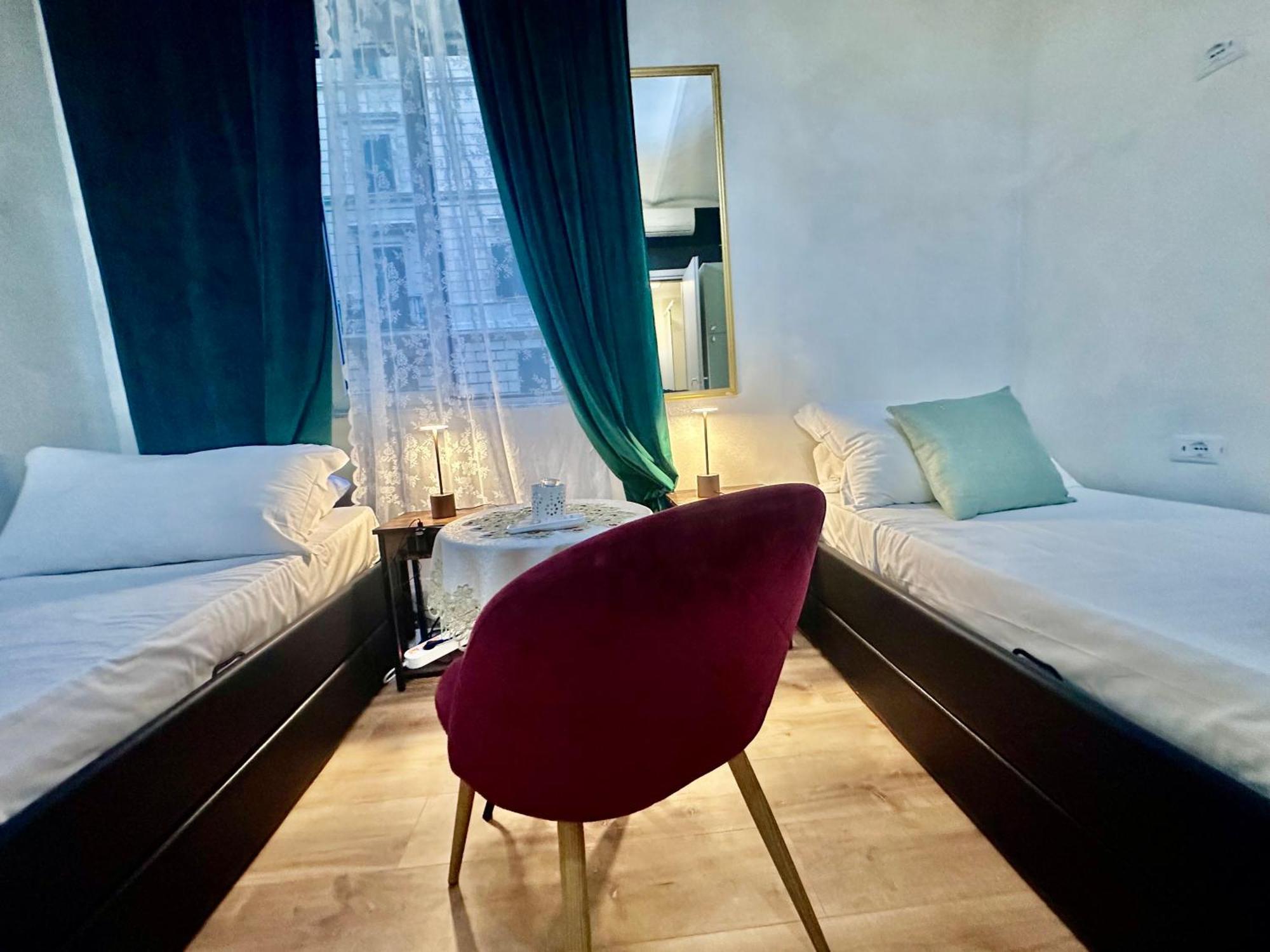 Holidays Hostal