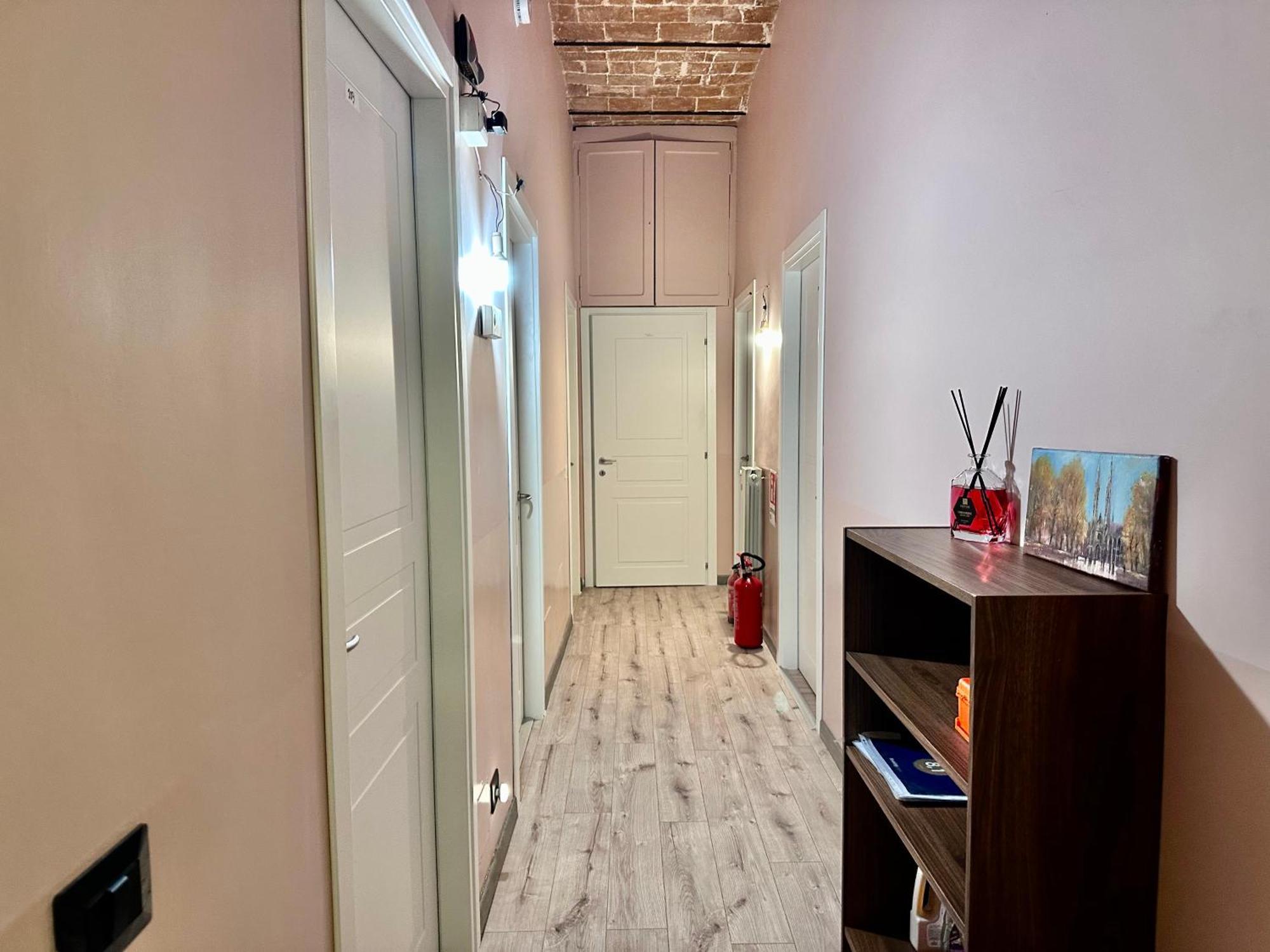 Hostal Holidays Roma