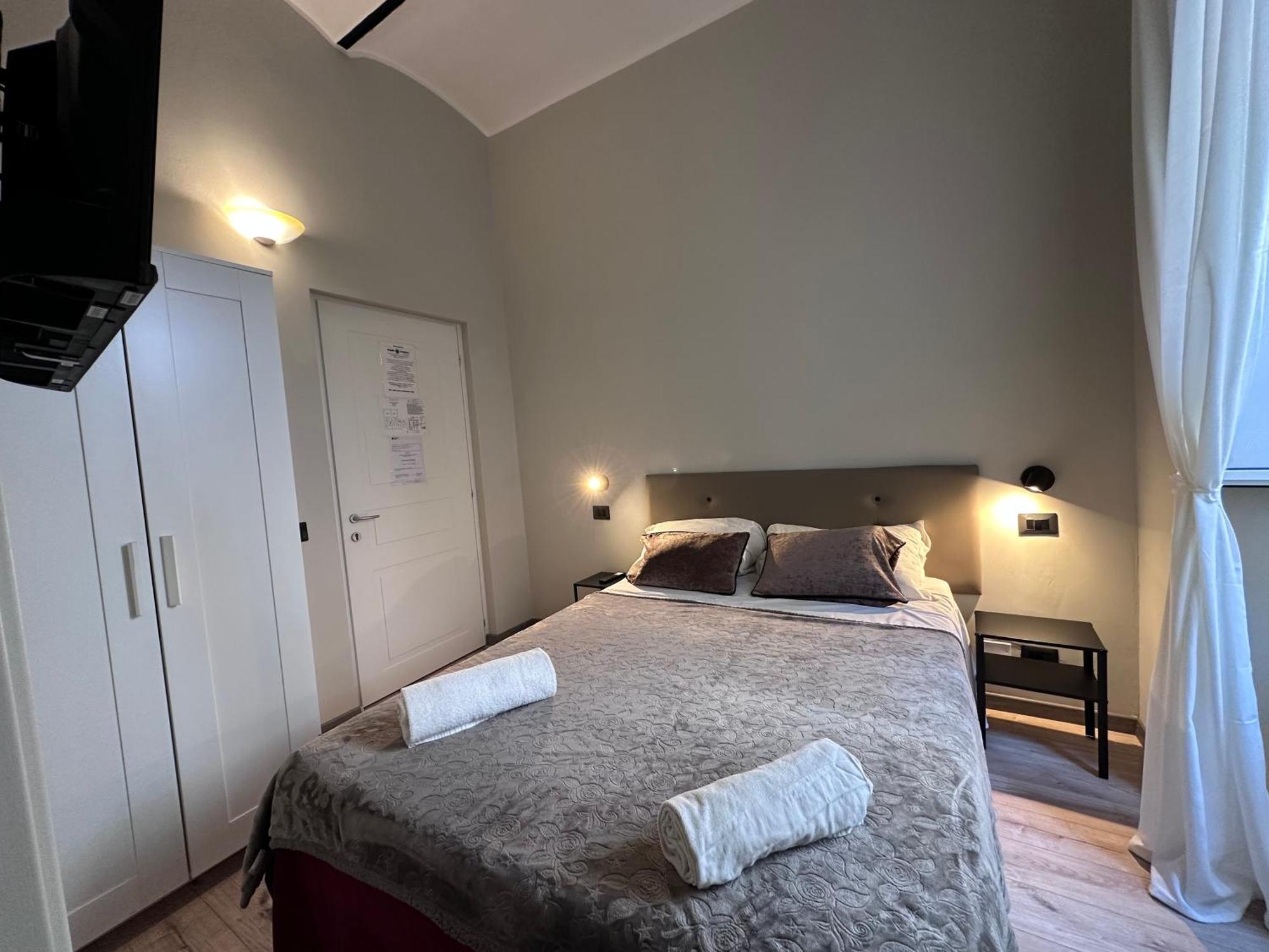 Hostal Holidays