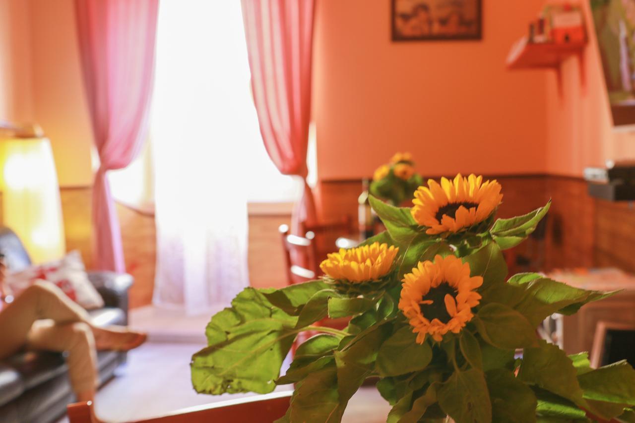 Hostal Holidays