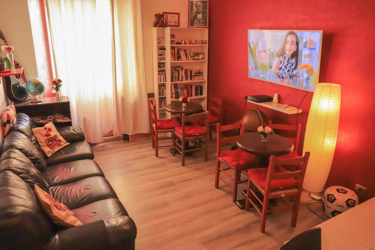 Holidays Hostal Roma